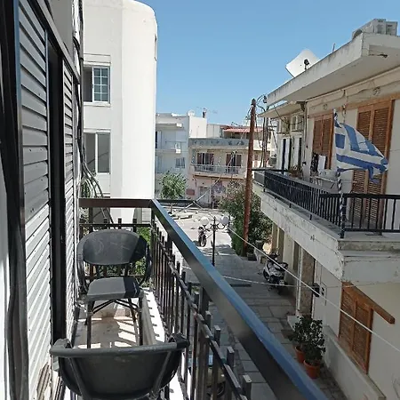 Pauline アパート